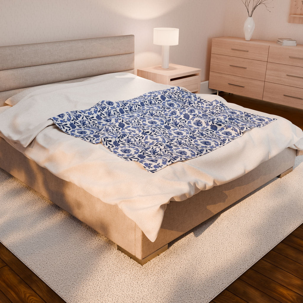 Kitty Blue Floral Velveteen Plush Blanket — Soft Decorative Throw for Cozy Home, Gift
