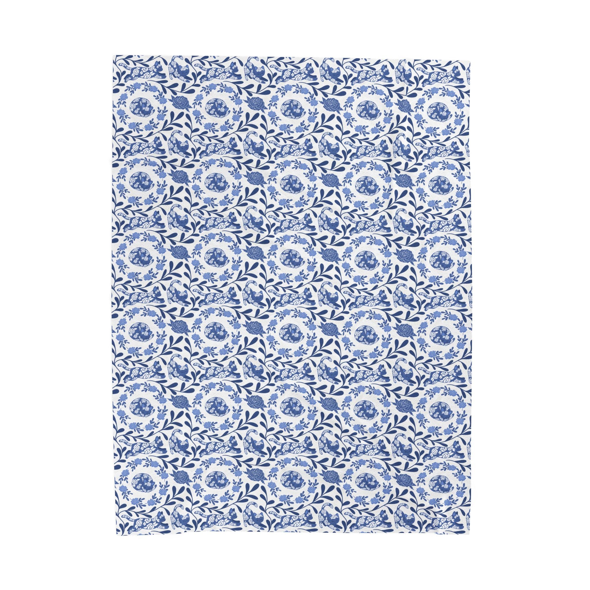Kitty Blue Floral Velveteen Plush Blanket — Soft Decorative Throw for Cozy Home, Gift